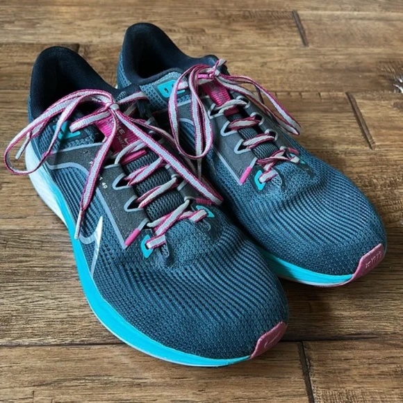 Nike Air Zoom Pegasus 40 Road Running Shoes Black Green Blue Pink Womens Size 9 - Picture 3 of 10